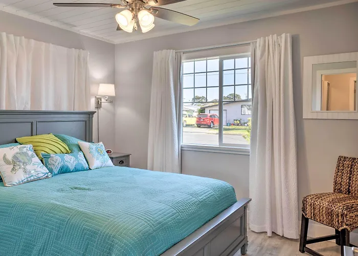 Coastal Getaway By Pebble Beach & Redwoods!