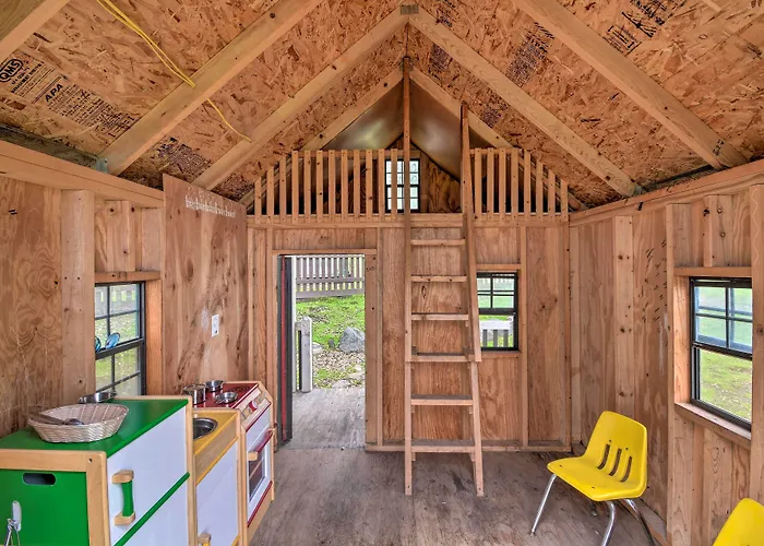 Family Home Near Kings & Sequoia National Parks!
