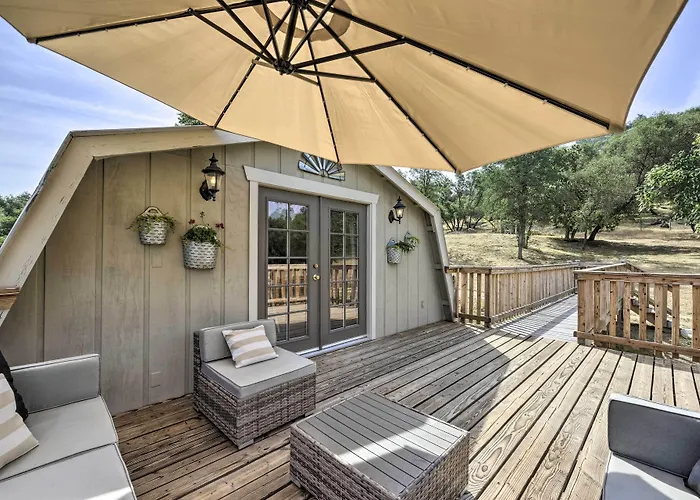Family Home Near Kings & Sequoia National Parks!