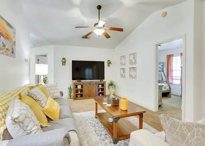 Charming Abbeville Home W/ Private Boat Dock!