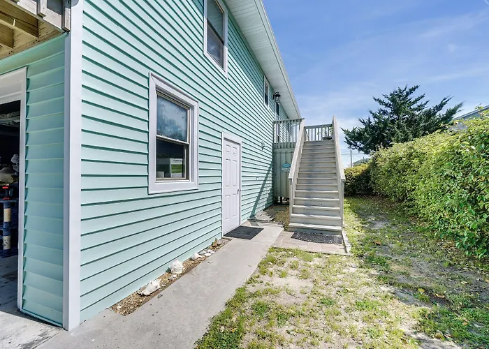 Charming Surf City Beach House - Walk To Ocean!