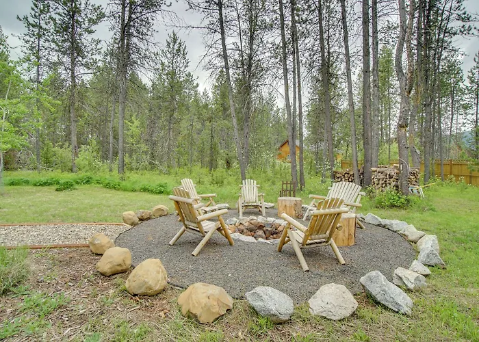 Donnelly Vacation Rental Near Lake Cascade!