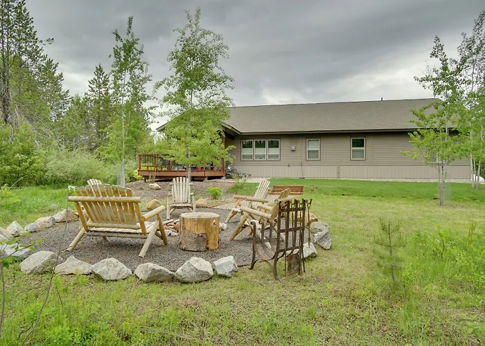 Donnelly Vacation Rental Near Lake Cascade!
