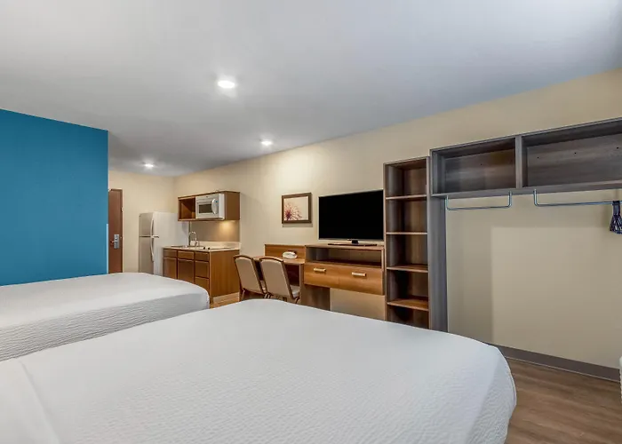 Woodspring Suites Naples West