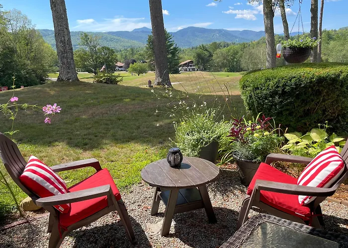 Glen Condo W/ Mountain Views: Walk To Story Land