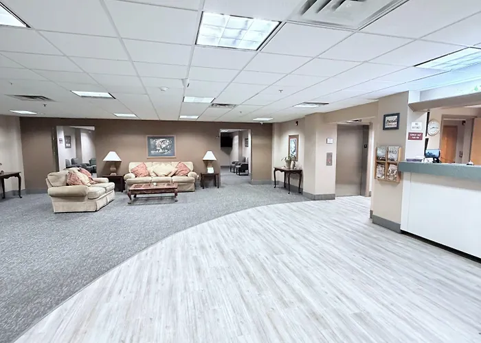 Collins Inn & Suites