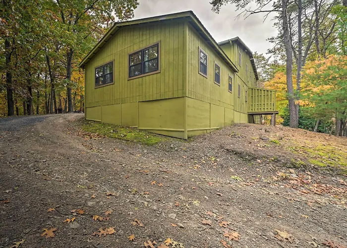 'James West' Apt W/ 50 Acres Near Raystown Lake