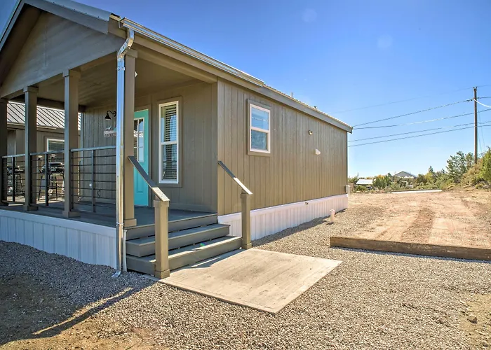 'The Roadrunner' - Silver City Oasis W/ Views!