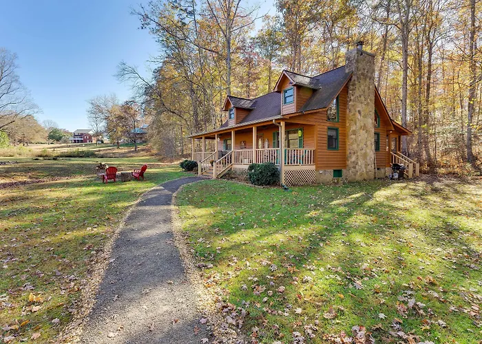 Smoky Mountain Cabin W/ Fire Pit: Hike & Fish!