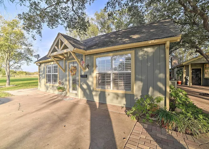 Casa De Samuel - Patio, Fountain & Outdoor Kitchen