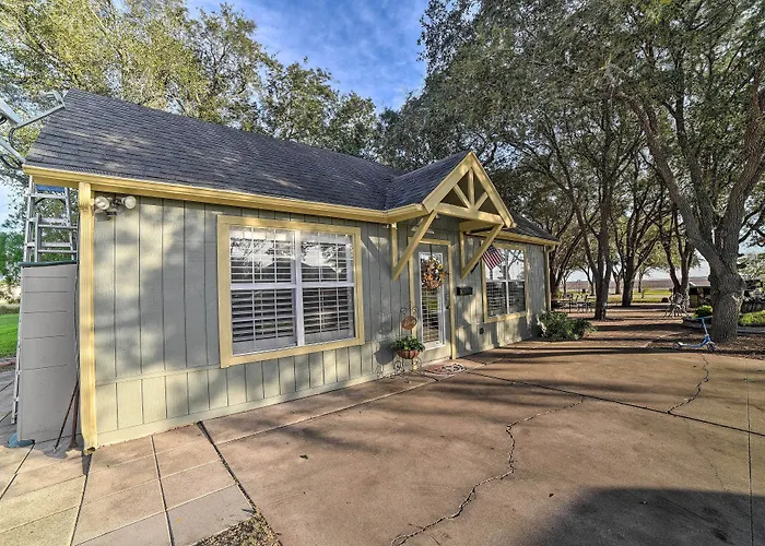 Casa De Samuel - Patio, Fountain & Outdoor Kitchen