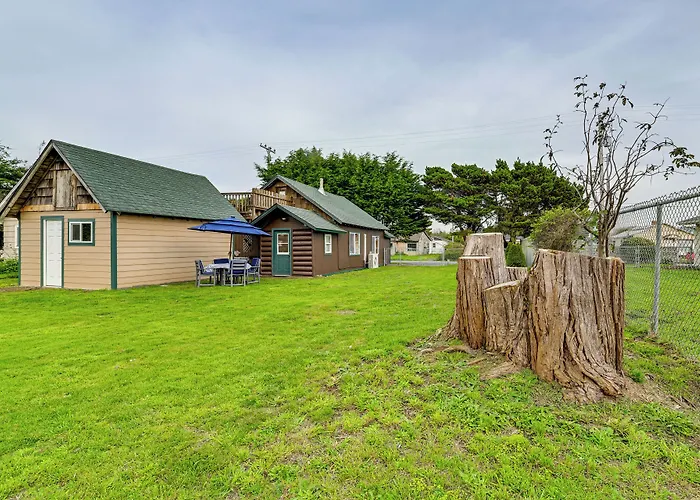 Unique Dog-Friendly Log Cabin: Short Walk To Ocean