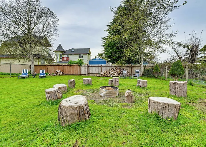 Unique Dog-Friendly Log Cabin: Short Walk To Ocean