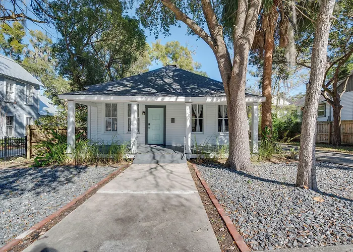 Charming 100-Year-Old Home < 1 Mi To Downtown