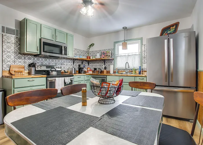 Pet-Friendly Hiawatha Retreat W/ Private Yard!