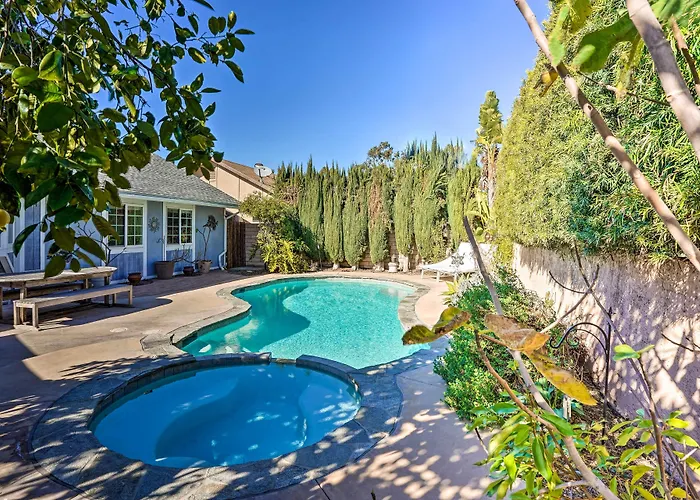 Deluxe Laguna Hills Home W/ Outdoor Oasis!