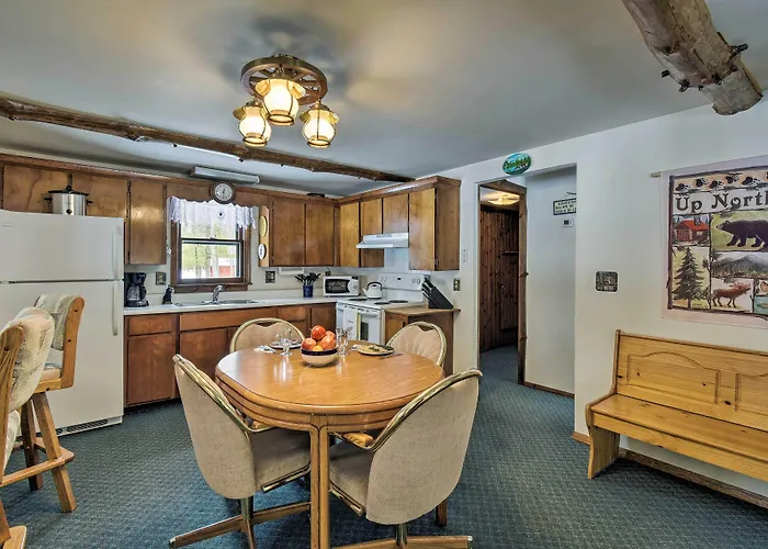 Cabin Near To Lakes, Atving, Skiing & Nat'L Forest