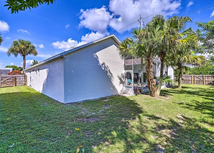 Merritt Island Home With Grill & Saltwater Pool