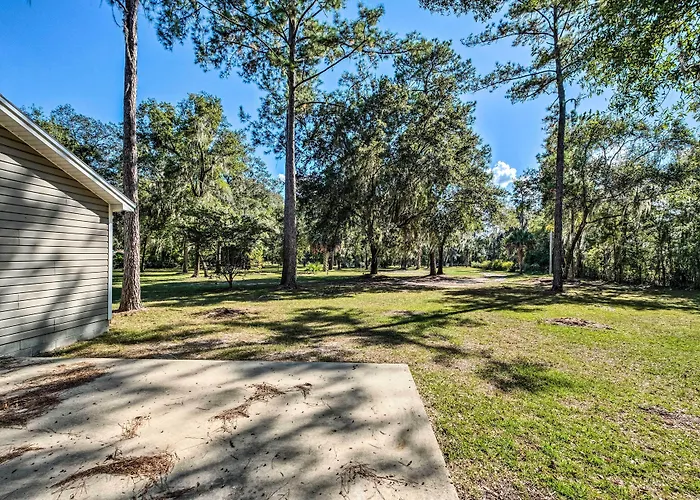 Sunny Abode, 10 Mi To University Of Florida!
