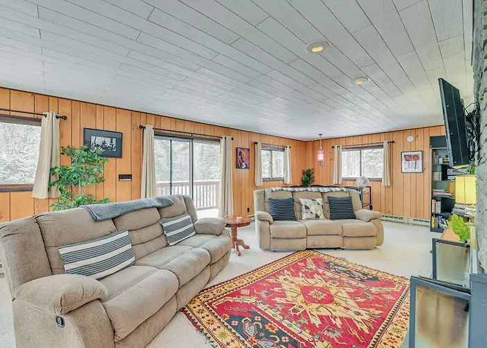 North Creek Chalet W/ Fire Pit Near Gore Mountain!