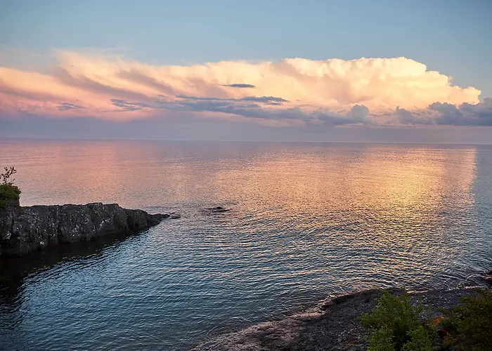 Heart Of Superior Lake Cabin: 15 Mi To Lutsen Mtn!