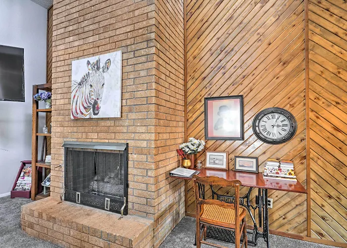 Lubbock Townhome W/ Grill Near Ttu & Downtown!