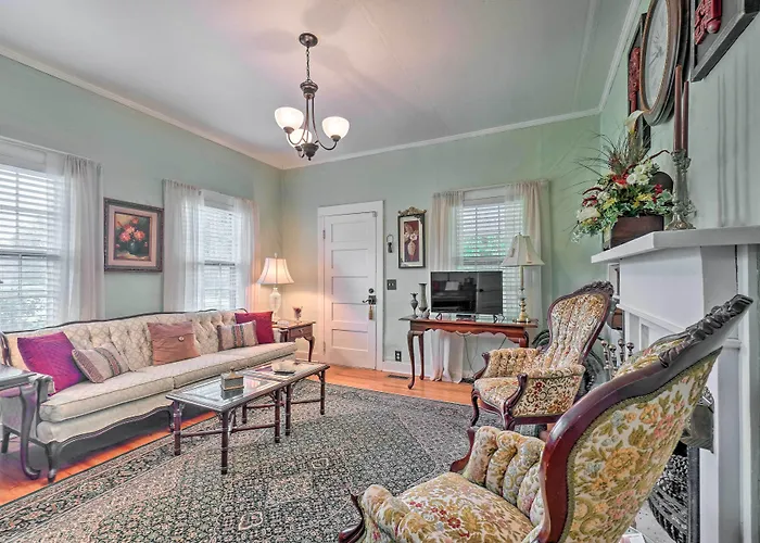Historic Sparta Home Near Waterfalls & Hikes!