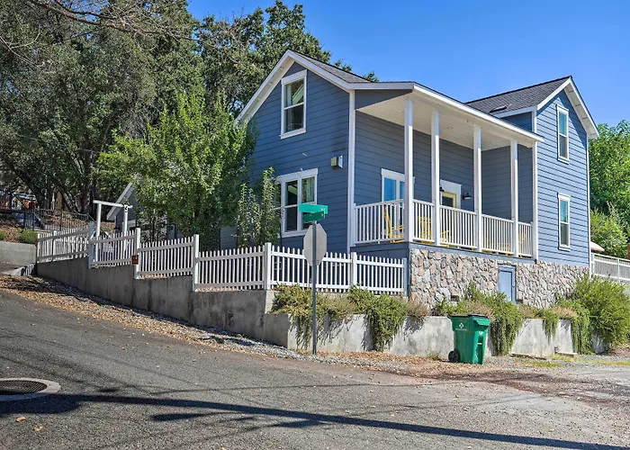 'Sierra Sunset Inn' - 3 Miles To Placerville!