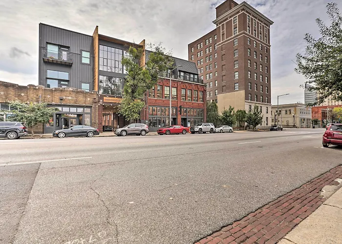 Modern Downtown Birmingham Condo W/ Rooftop Access