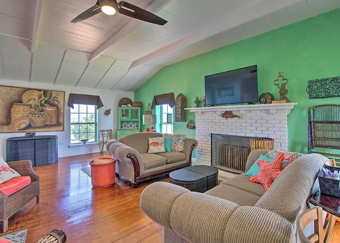 Waterfront Port Isabel Family Home W/ Pool & Pier!
