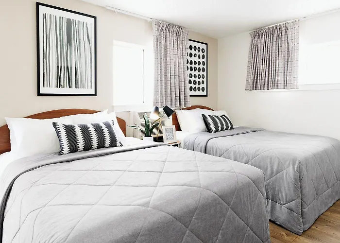 Intown Suites Extended Stay Chicago Il - Downers Grove