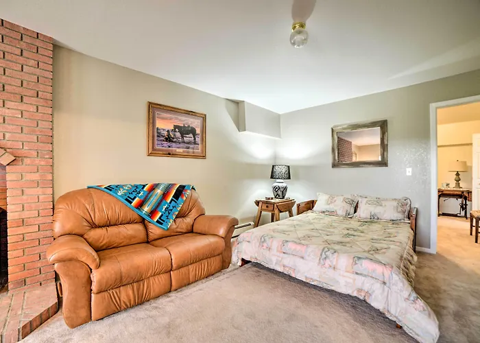 Walkout Apartment W/ Mtn View On Cortez Ranch