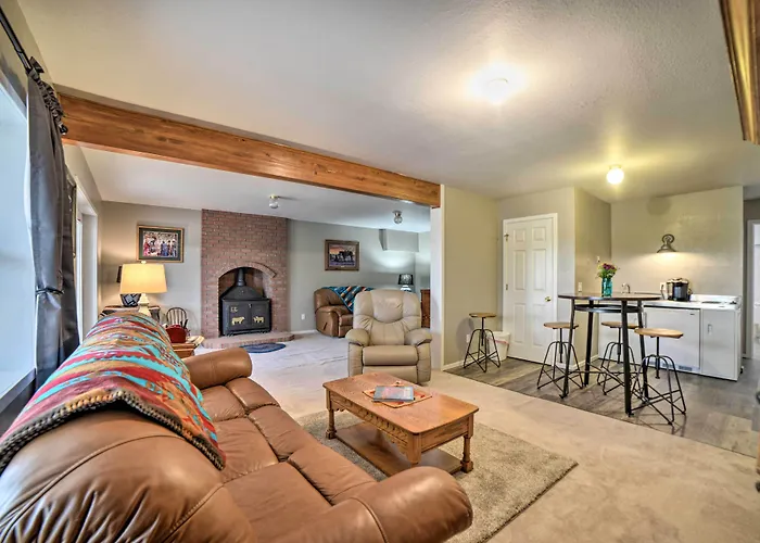 Walkout Apartment W/ Mtn View On Cortez Ranch