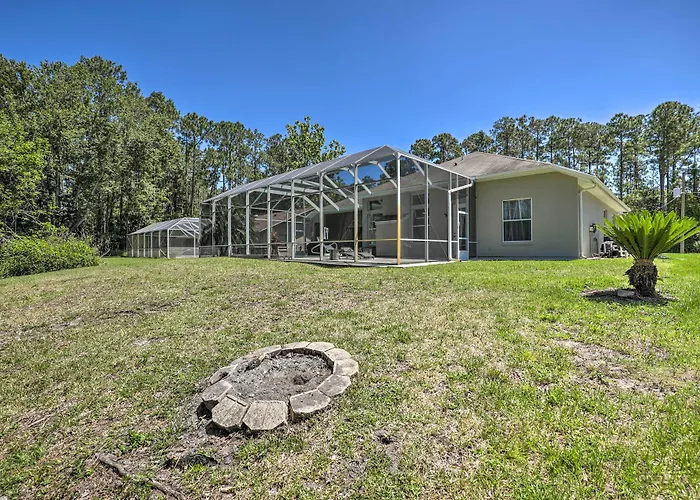 Upscale Palm Coast Home W/ Pool: 7 Mi To Beaches!