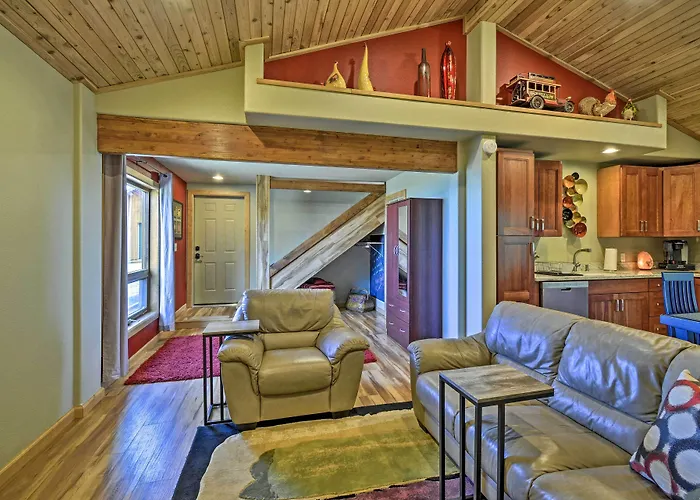 Picturesque Port Angeles Cabin W/ Fire Pit!