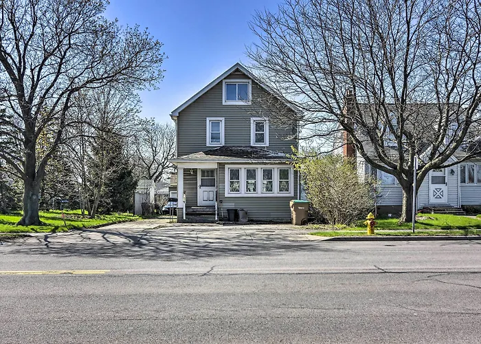 Dog-Friendly Home ~ 14 Mi To Highmark Stadium