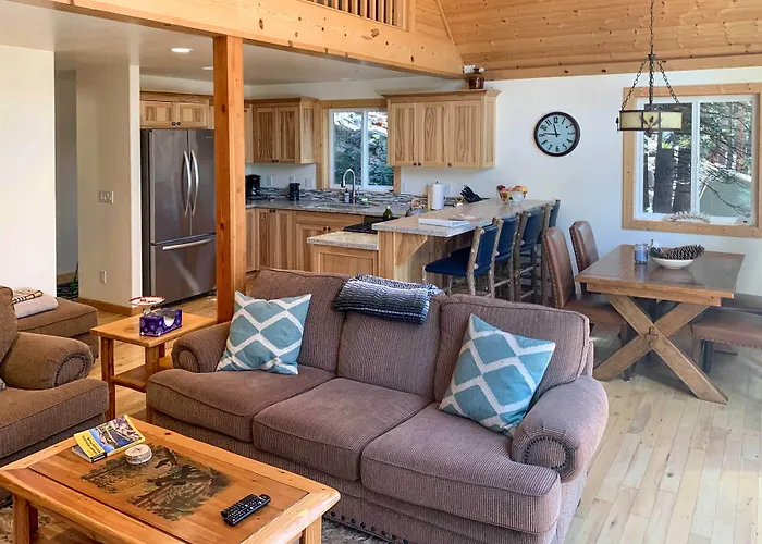 Rustic Retreat W/ Deck: Steps From Lake Almanor!