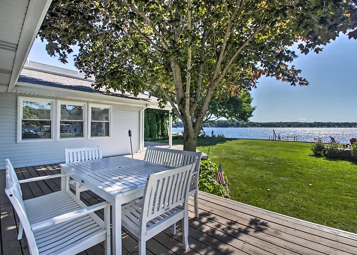 Benton Harbor Lake House W/ Dock & Fire Pit!