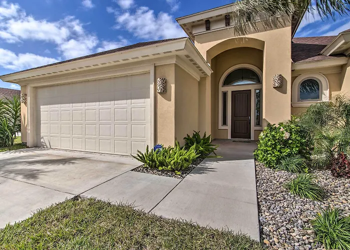 South Padre Paradise W/ Saltwater Pool Near Golf!