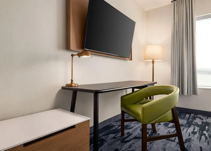Fairfield By Marriott Inn & Suites Bonita Springs