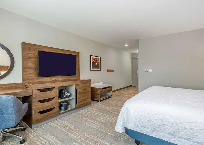Hampton Inn Bedford In, In