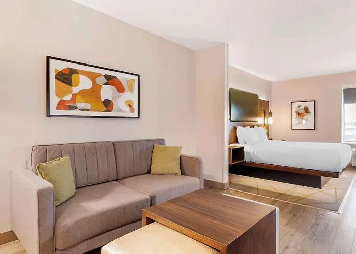 Best Western Plus Riata