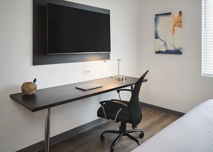 Stayapt Suites Greenville-Haywood Mall
