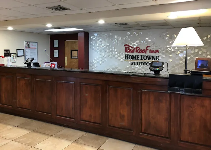 Hometowne Studios By Red Roof Augusta