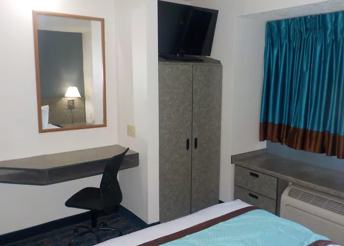 Mj Inn And Suites