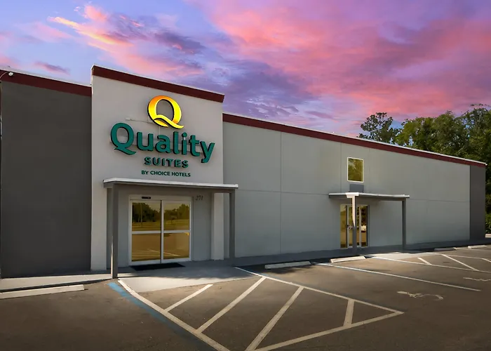 Quality Suites Wildwood - The Villages