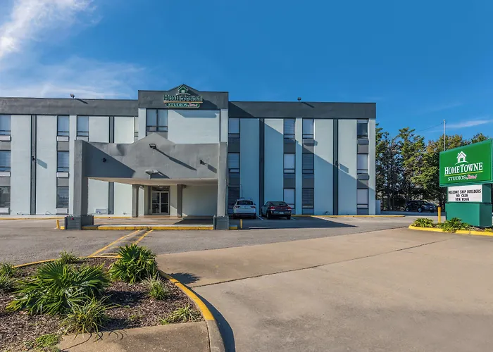 Hometowne Studios By Red Roof Newport News - Hampton West