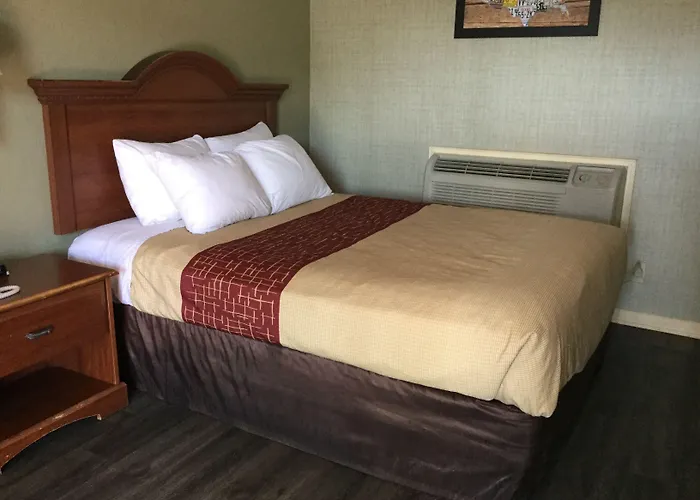 Falls Inn