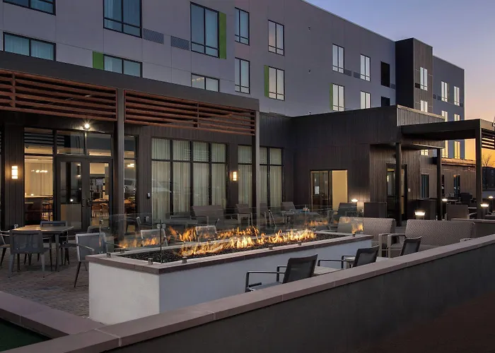 Courtyard By Marriott Indianapolis Plainfield