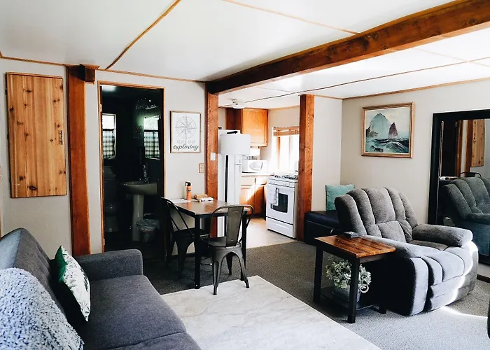 Hope Alaska'S Bear Creek Lodge